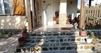 Cozy 1 Bed Cottage in Ognen, near Karnobat, Burgas