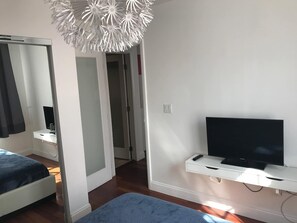 1 chambre, fer et planche à repasser, Wi-Fi gratuit, draps fournis
