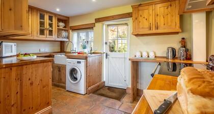 Church Cottage (CA), Castle Acre, Norfolk