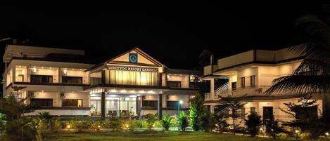 Fachada de la propiedad