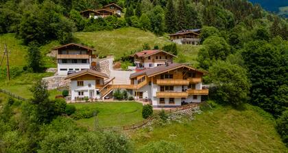 Lovely holiday home in Saalbach Hinterglemm