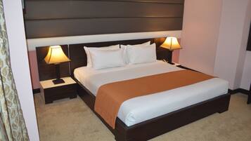 Deluxe Single Room | Minibar, in-room safe, desk, free WiFi