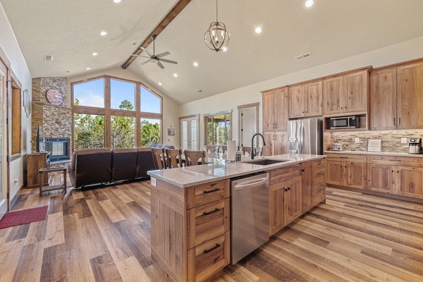 Refrigerador, microondas, horno, placa de cocina