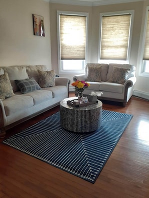 Smart TV - Apt with utilities, wifi, a compact parking space, & on-site laundry near NYC! (Bayonne)