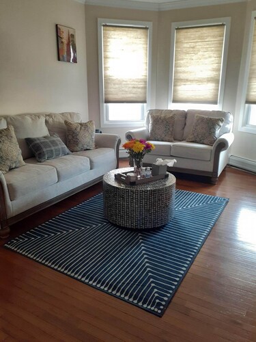 Apt with utilities, wifi, a compact parking space, & on-site laundry near NYC!