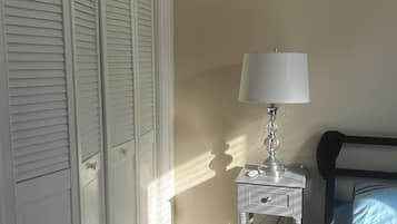 2 chambres, bureau, Wi-Fi gratuit, draps fournis