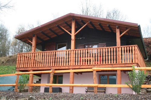The "Cabin of Happiness" in the heart of the Vosges Mountains, with a beautiful view of the mountains