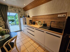 Fridge, microwave, coffee/tea maker, electric kettle