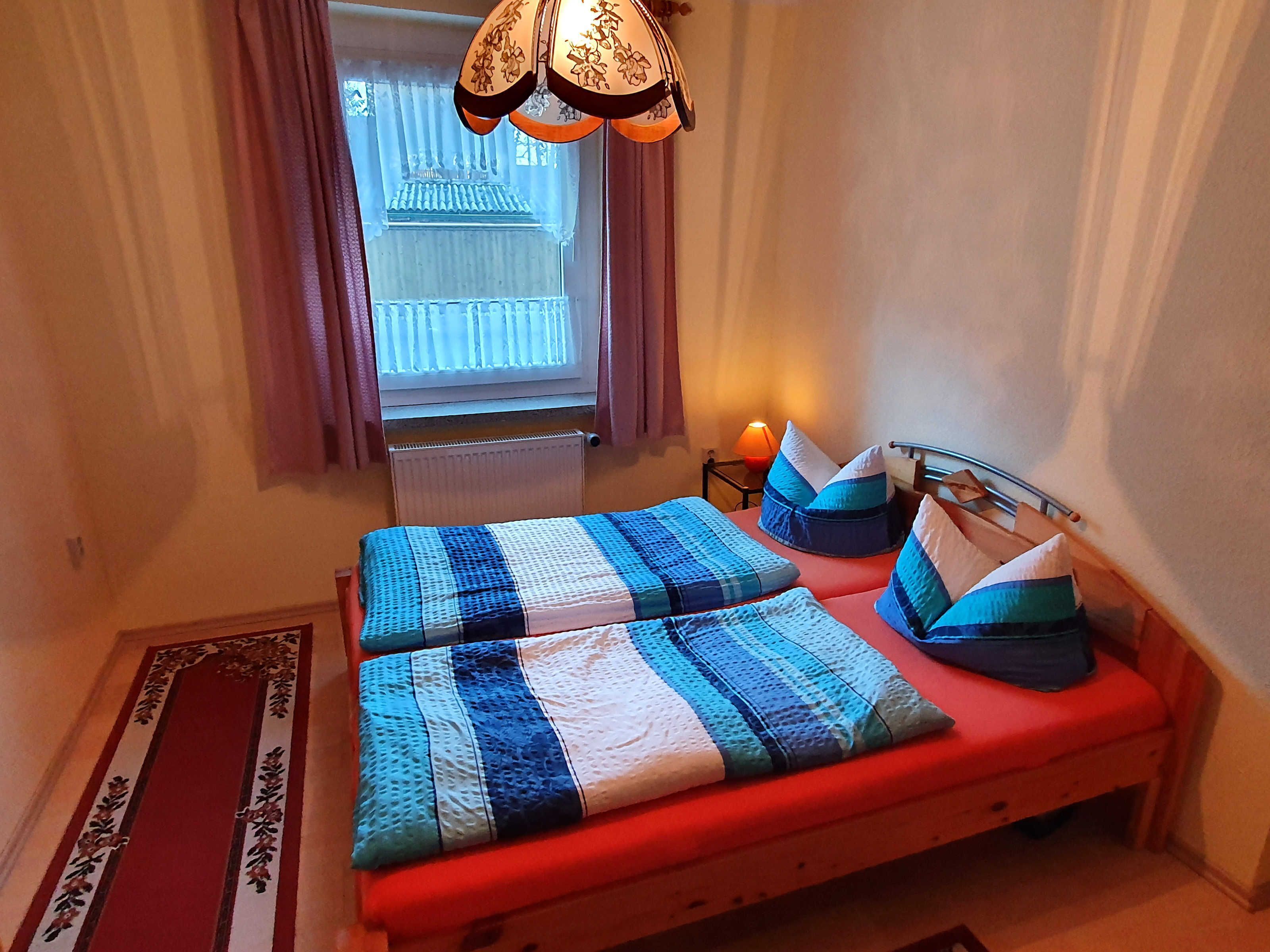 2 Schlafzimmer, Reisekinderbett, WLAN, Bettwäsche