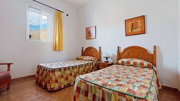 2 habitaciones, tabla de planchar con plancha y wifi gratis