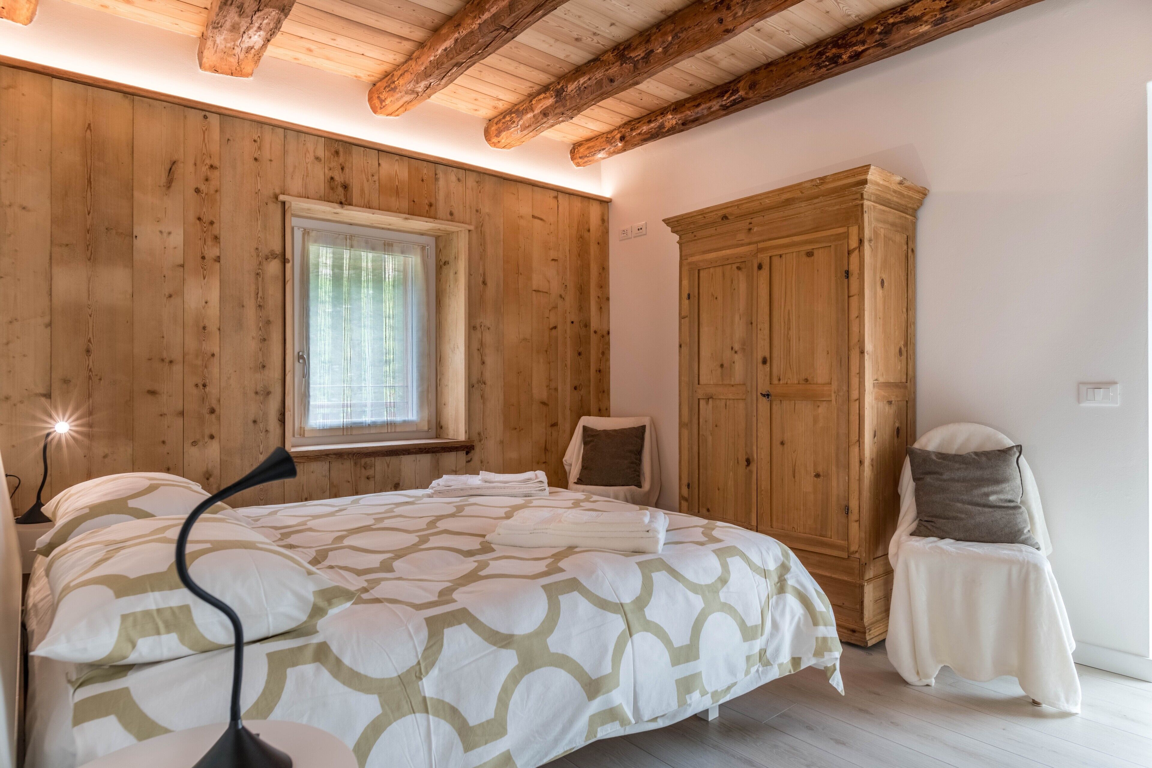 2 sovrum, strykjärn/strykbräda, gratis wi-fi och sängkläder