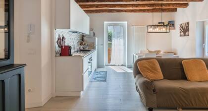 Pet-Friendly Apartment 'Casa Barona' with Mountain View, Garden & Wi-Fi