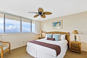 1 bedroom, desk, iron/ironing board, WiFi