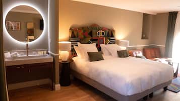 Deluxe Room, Terrace | Premium bedding, pillowtop beds, minibar, in-room safe