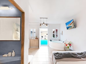 Living area - Secret Gem Suites (Santorini)