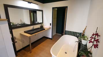 Chambre Double Supérieure | Salle de bain