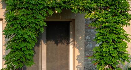 Peaceful Apartment with Garden in Farmhouse Resort