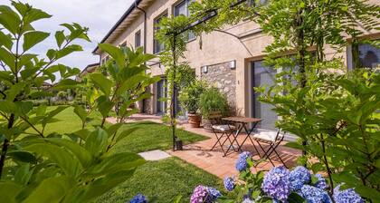 Peaceful Apartment with Garden in Farmhouse Resort