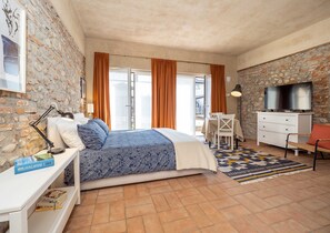 1 bedroom, iron/ironing board, free WiFi, bed sheets - Quiet Studio Apartment with Garden in Farmhouse (Cressa)