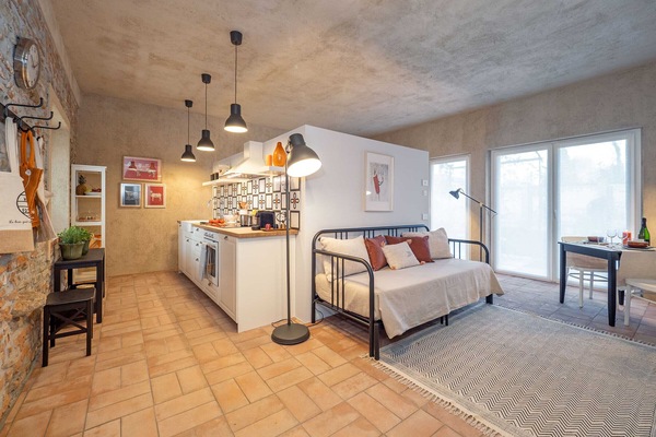 View of the Green Lodge Apartment C from the entrance