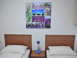 1 habitación y caja de seguridad en la habitación 