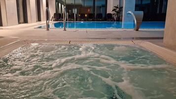 Piscine couverte