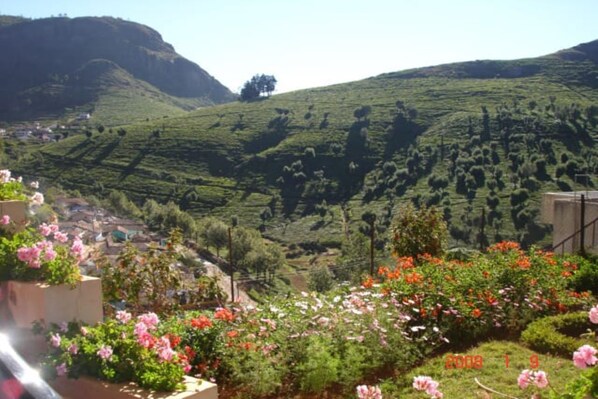 Exterior - ONELOVEDALE Blusalz Homes (Ootacamund)