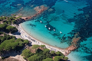 Beach nearby - Studio de charme, Sea view, Port de Porto Vecchio, Swimming pool Terrace Parking WIFI (Porto-Vecchio)