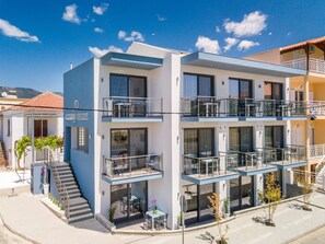 Fachada de la propiedad