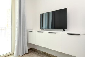 1 間睡房、房內夾萬、熨斗/熨衫板、免費 Wi-Fi