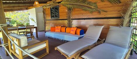 Signature Bungalow, Ensuite, Garden View | Terrace/patio