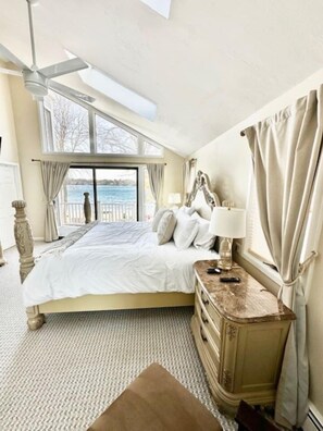 5 bedrooms, iron/ironing board, travel crib, free WiFi