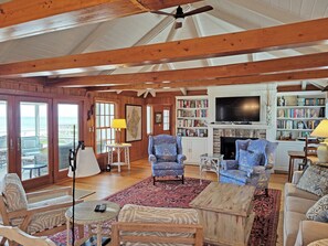 Fernseher, DVD-Player