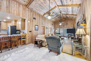 TV, fireplace, DVD player
