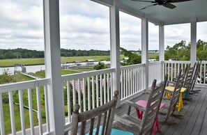 Property grounds - Creek View Beach House, Elevator, Porches, Grill, Fenced Yard, Dog Friendly (Pawleys Island)