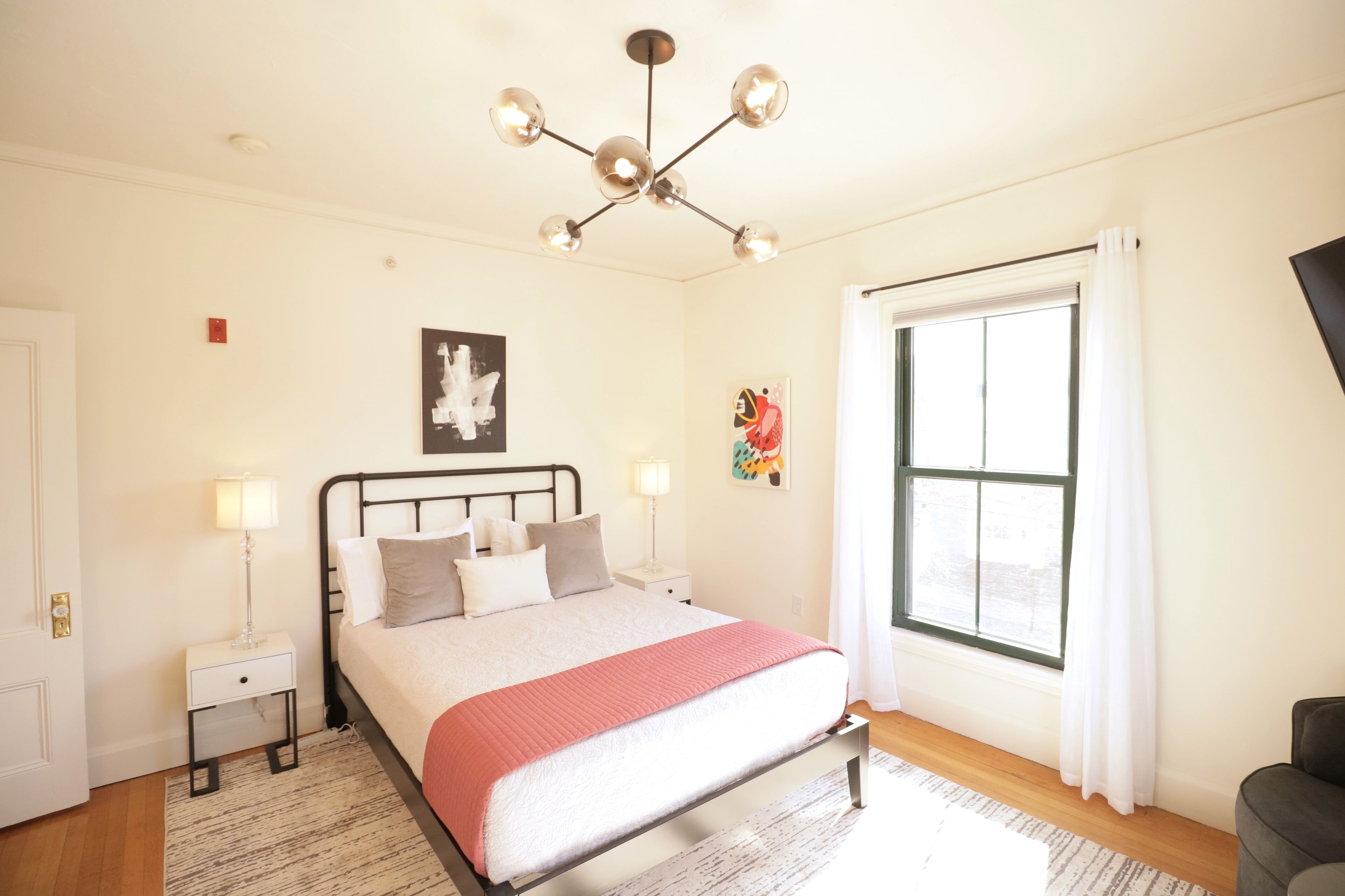Morrill Mansion | 2 | Self Check In | Parking