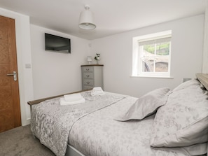 Cottage | 2 bedrooms, individually decorated, individually furnished, free WiFi - 1 The Riverside (Barnard Castle)