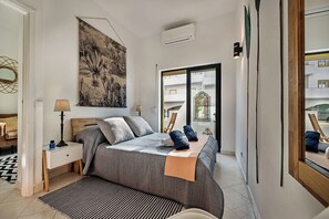 1 室のベッドルーム、アイロン / アイロン台、WiFi (無料)、ベッドシーツ