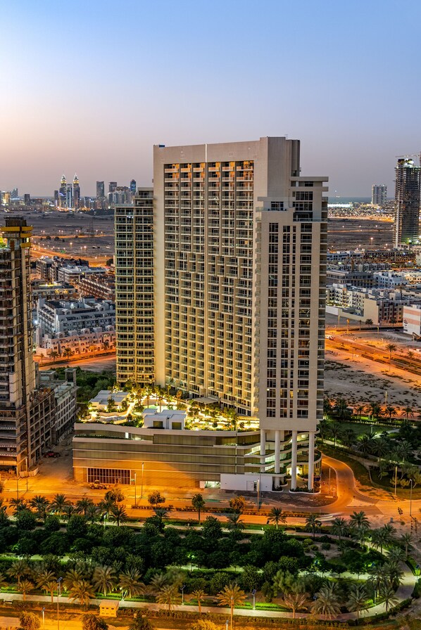 المنشأة من الخارج