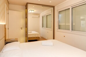 Apartemen Comfort | 2 kamar tidur, setrika/meja setrika, Wi-Fi gratis, dan seprai linen