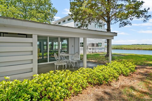 Hosta Cottage | Creekfront Nature Escape w/ Kayaks, Fire Pit + Resort Access, Pet Friendly