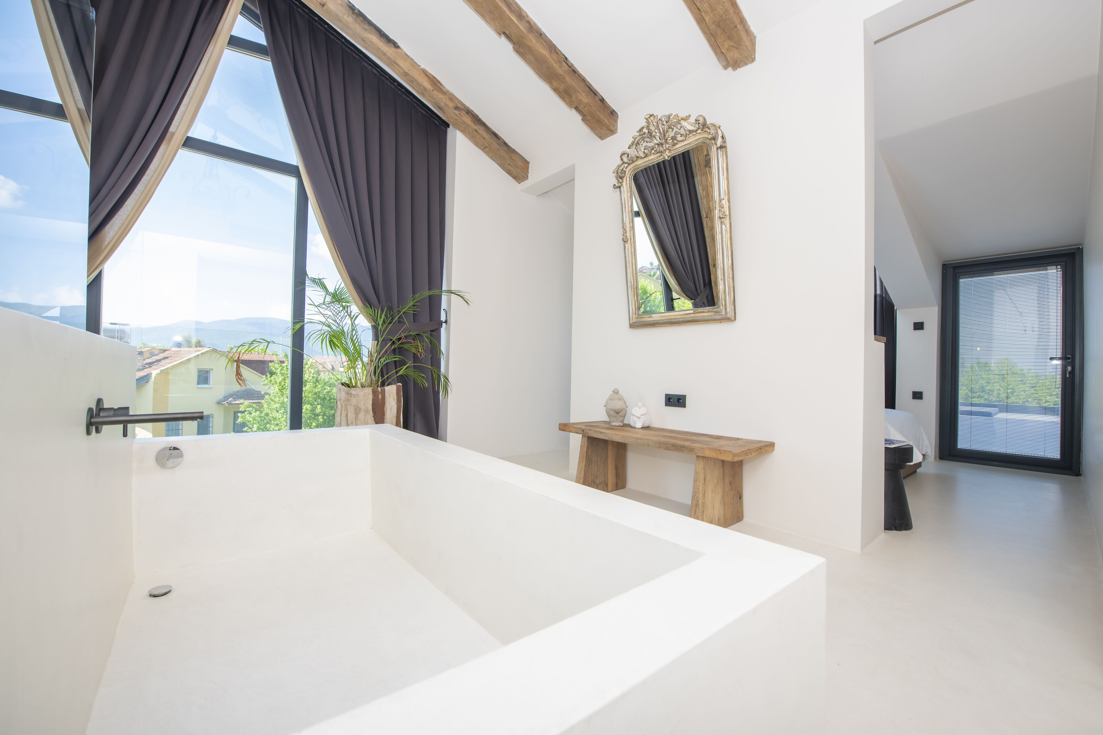 Habitación ejecutiva | Bañera de hidromasaje privada