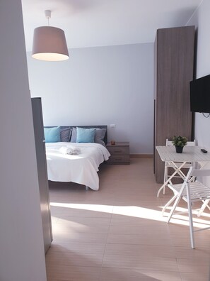 In-room safe, soundproofing, iron/ironing board, free WiFi - Michelangelo apartments (Cormano)