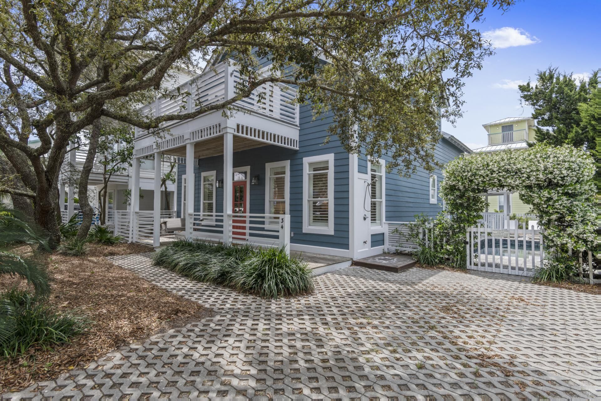 Fall Stays Available! Private Pool! Recently Renovated! 5 Adult Bikes!
