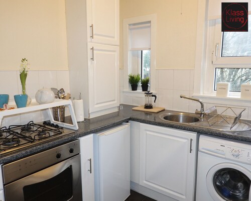 One Bedroom Apartment by Klass Living Serviced Accommodation Blantyre - Welsh Drive Apartment with Wifi