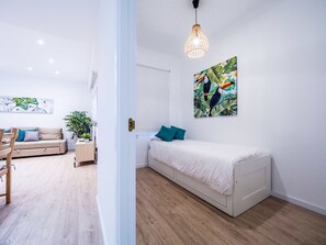 2 bedrooms