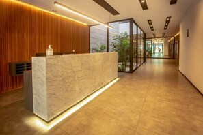 Lobby - w* | Astounding 2BR in Miraflores (Miraflores)
