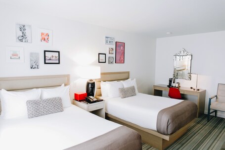 UMA House by Yurbban South Beach - Image 78
