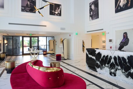 UMA House by Yurbban South Beach - Image 28