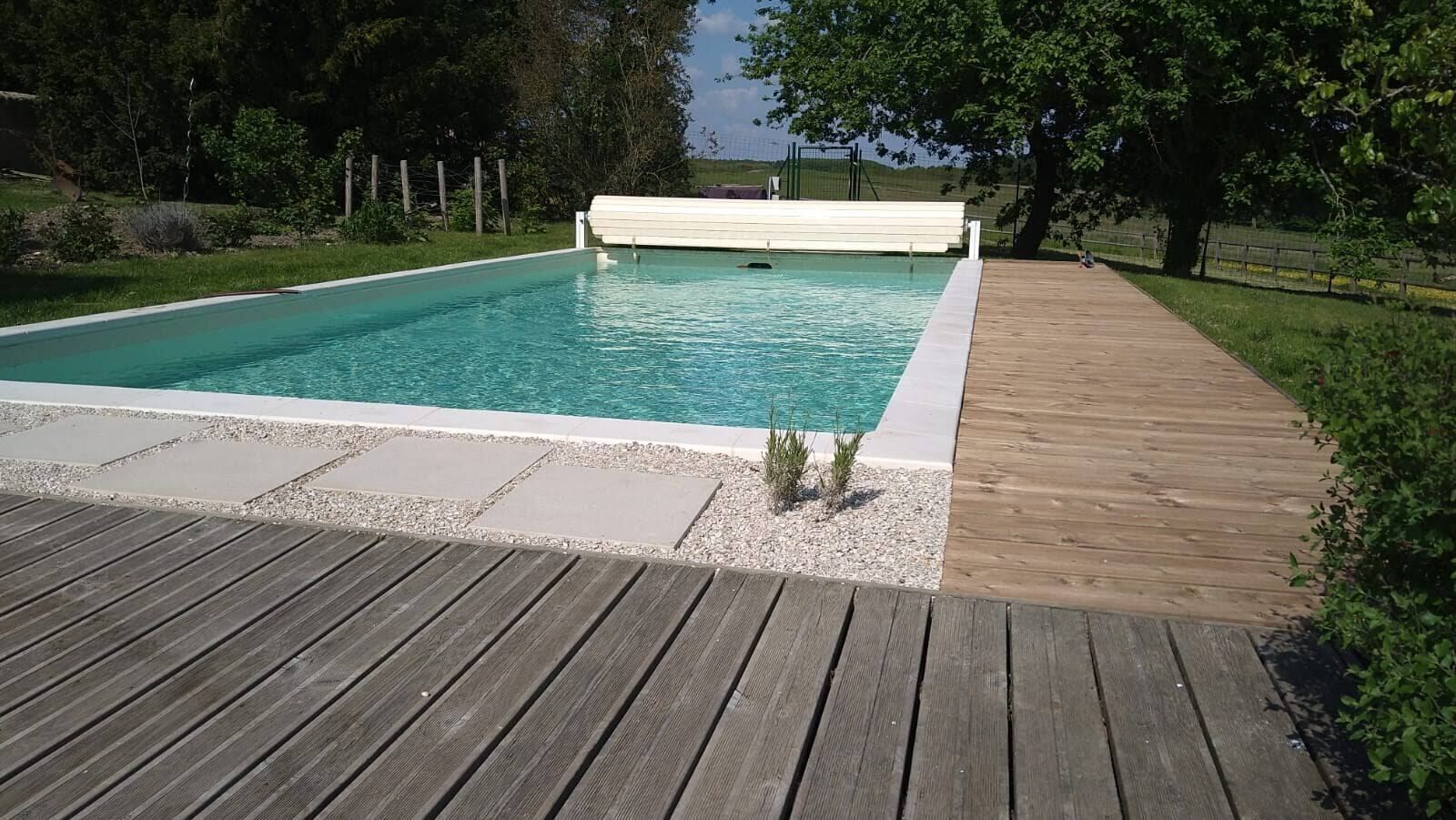 Piscine extérieure, piscine chauffée